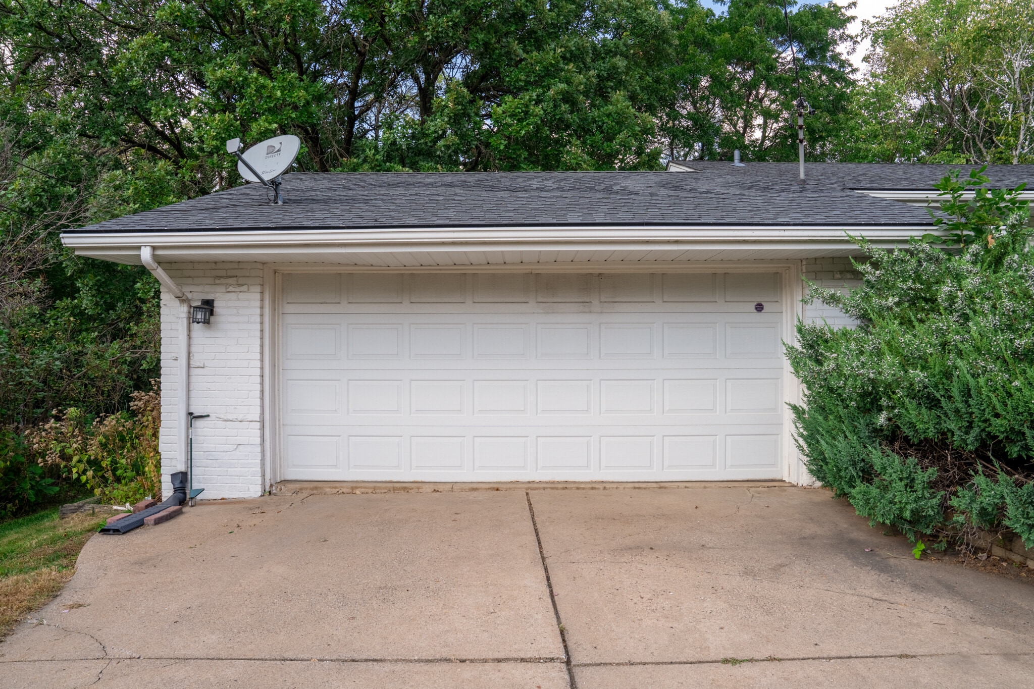 Building Photo - 593 Rice Creek Ter NE