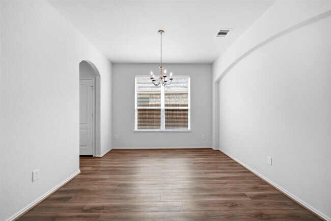Building Photo - 5309 Camerford Ct
