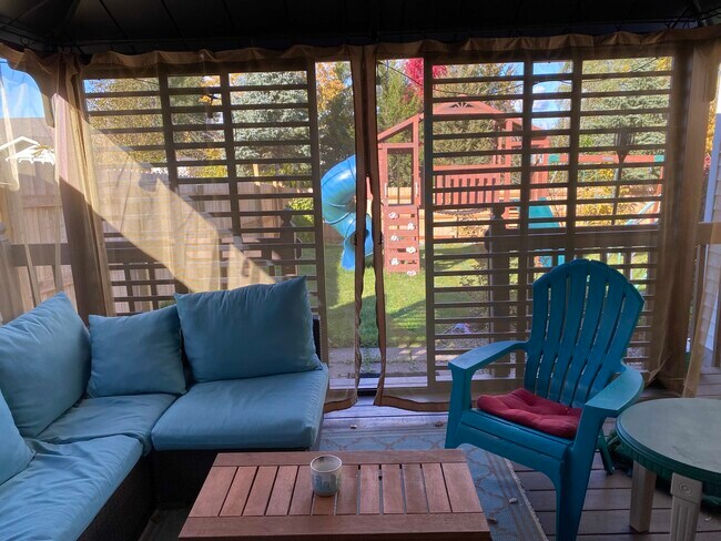 Building Photo - 5616 Jaskula Ln