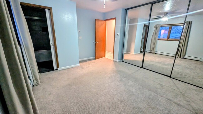 Building Photo - 1240 Joyce Dr