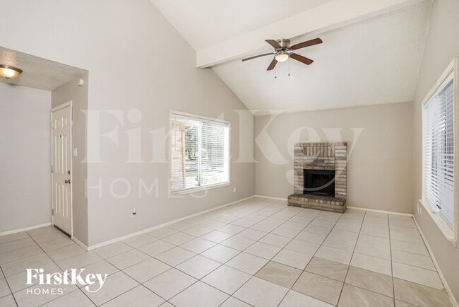 Building Photo - 19343 Cypress River Dr