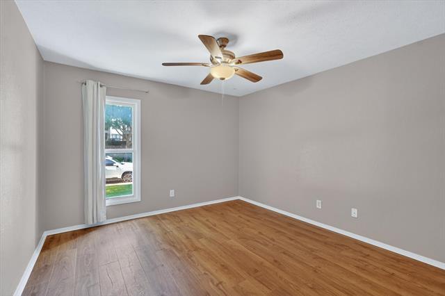 Building Photo - 5932 Sandhurst Ln