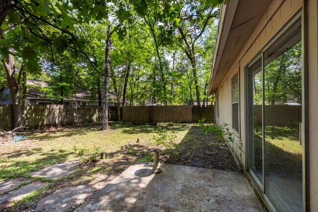 Building Photo - 12106 Gray Oak Pl