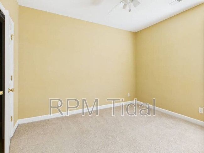 Building Photo - 4905 Burnley Dr