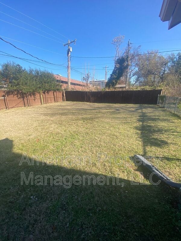 Building Photo - 2111 S Birmingham Ct