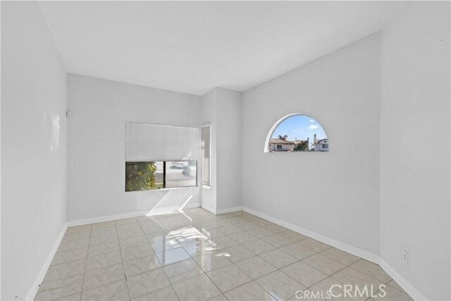 Building Photo - 10694 Independence Ct