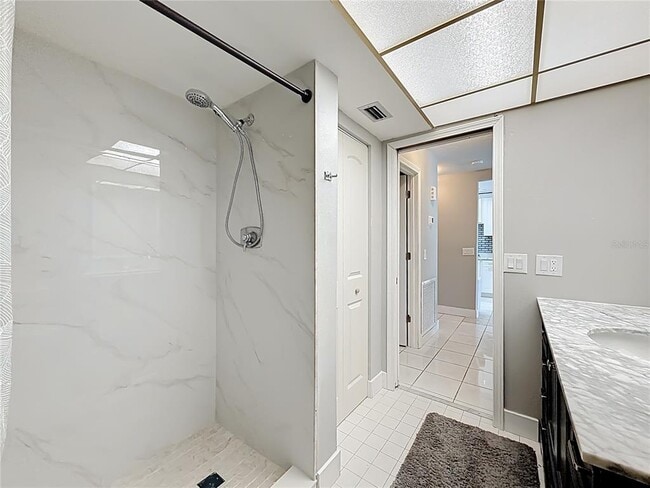 Building Photo - 431 Boca Ciega Point Blvd N