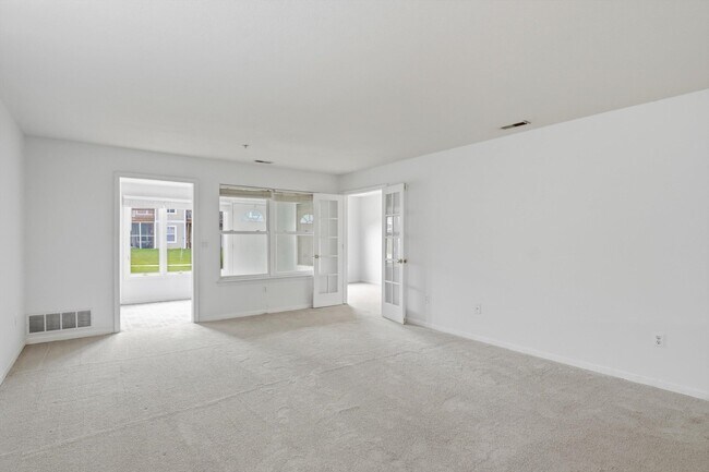 Building Photo - 1335 Millbrook Trail
