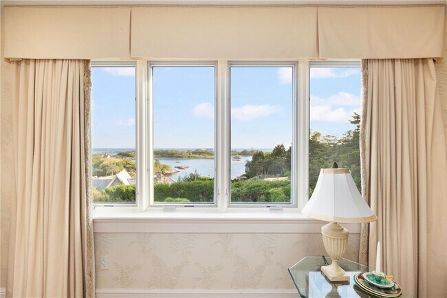 Building Photo - 283 Ocean Ave