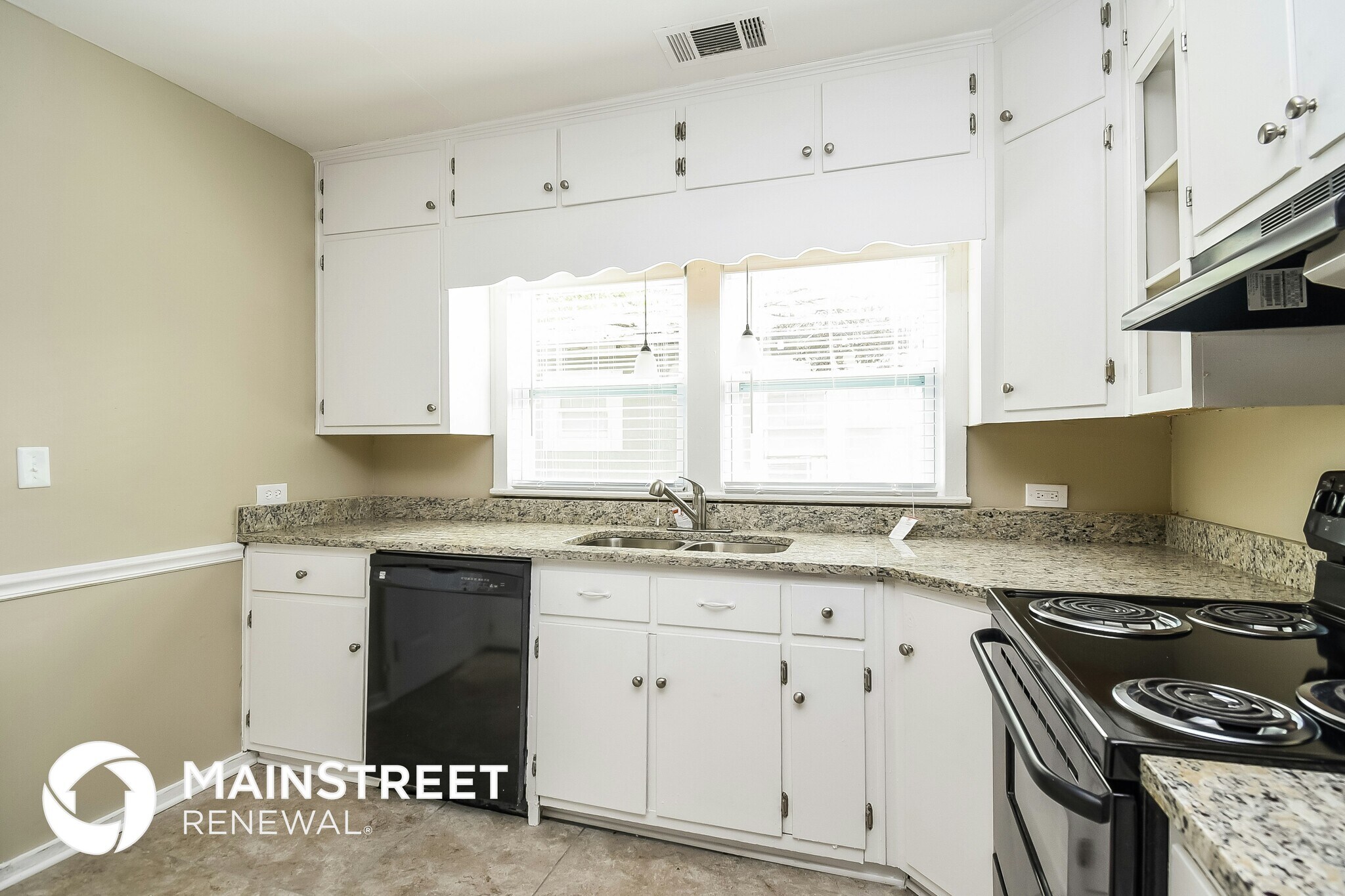 Building Photo - 8404 Thomas Ave