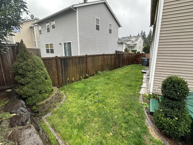 Building Photo - 7611 197th St Ct E