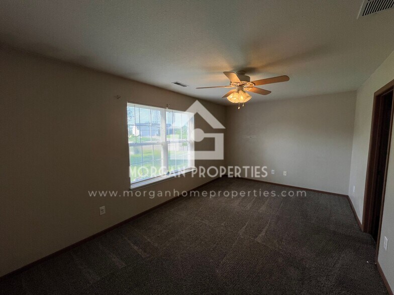 Building Photo - 1216 Wolf Run Ct