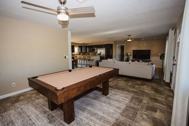 Building Photo - Your Year-Round Retreat in LHC!