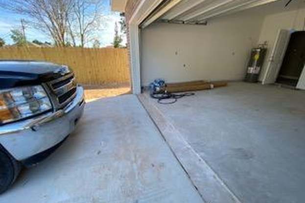 Building Photo - 60 Brenda Ln