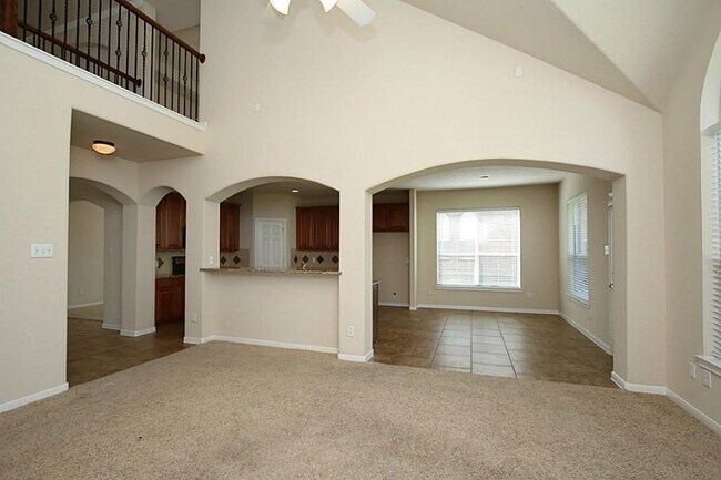 Building Photo - 63 S Archwyck Cir