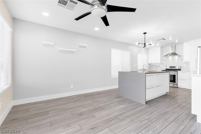 Building Photo - 9 Rue Des Champs