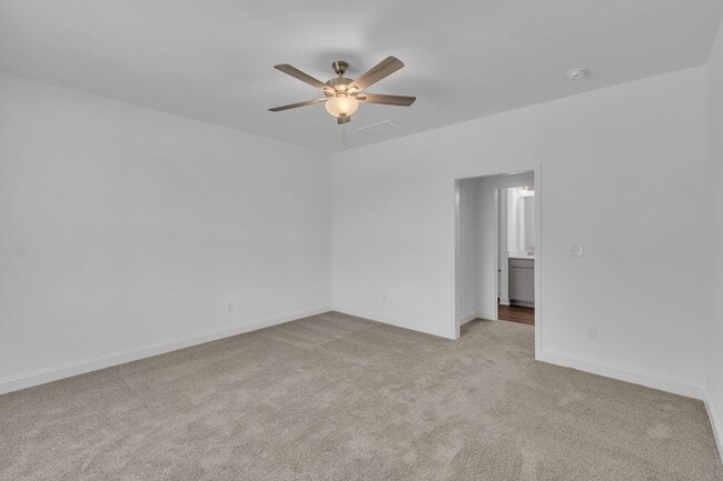 Building Photo - **Beautiful New Construction Home in Zebulon**