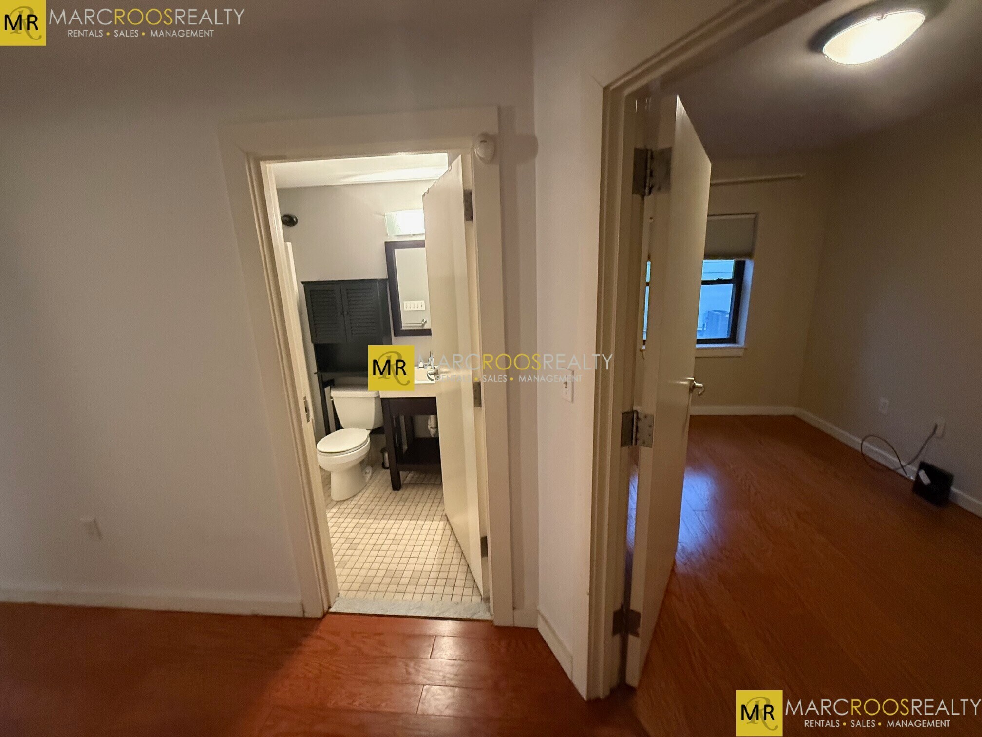 Building Photo - 534 Commonwealth Ave