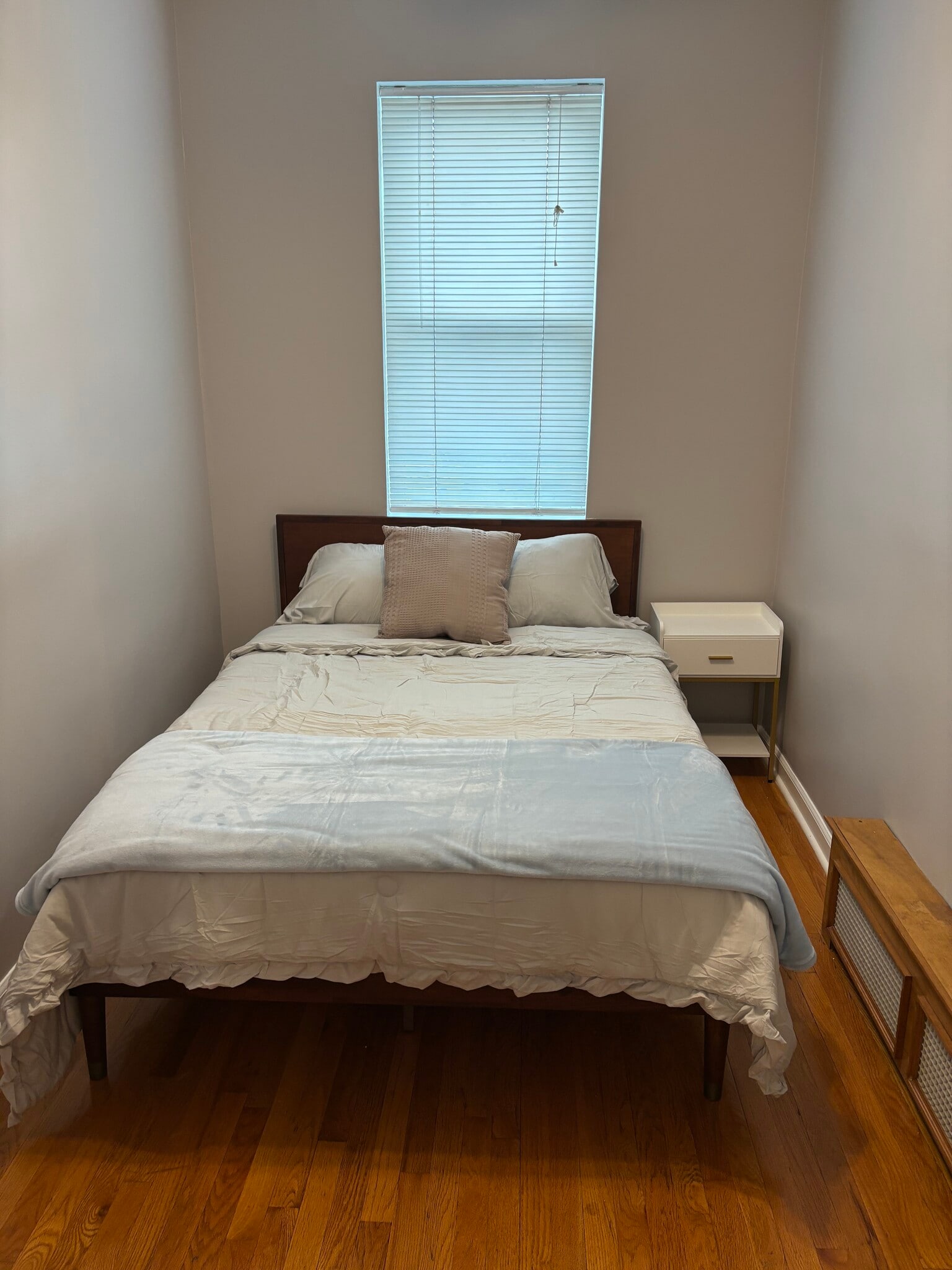 Building Photo - 9706 Metropolitan Ave