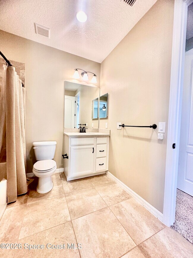 Building Photo - 8880 Napolo Dr
