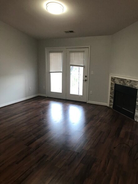 Building Photo - 11286 Hyde Pointe Ct