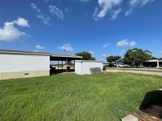 Building Photo - 711 FM 360 Rd