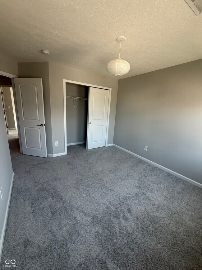 Building Photo - 9681 Angelica Dr