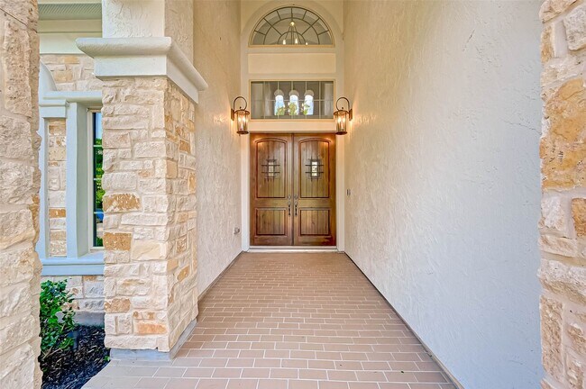 Building Photo - 39 Marino Dr