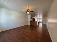 Building Photo - SPACIOUS 3 BEDROOM HOME FOR RENT IN HURRICANE!