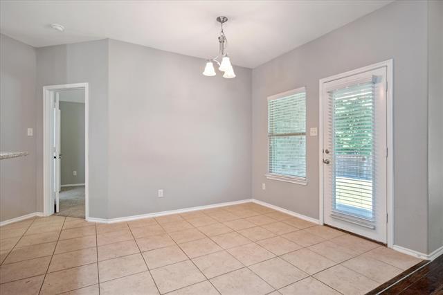 Building Photo - 2901 Palo Pinto Dr