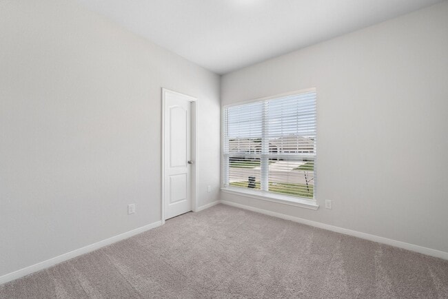 Building Photo - 4 Bedroom Home in Troy ISD!