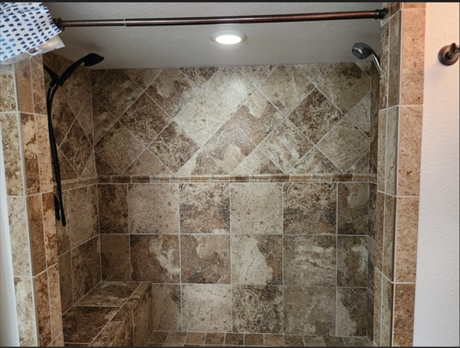 Building Photo - Furnished - 2 bed / 1.5 Bath Available for...