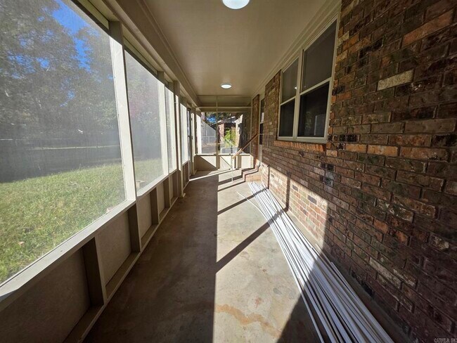 Building Photo - 3 Apache Dr