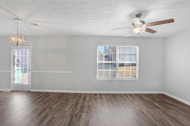 Building Photo - 820 Carlton Pointe Terrace