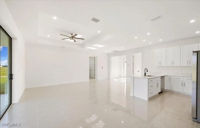 Building Photo - 7004 Brazil Ct