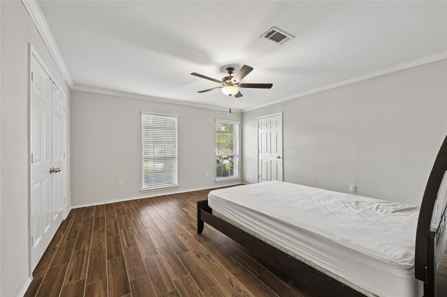 Building Photo - 5402 Queensloch Dr