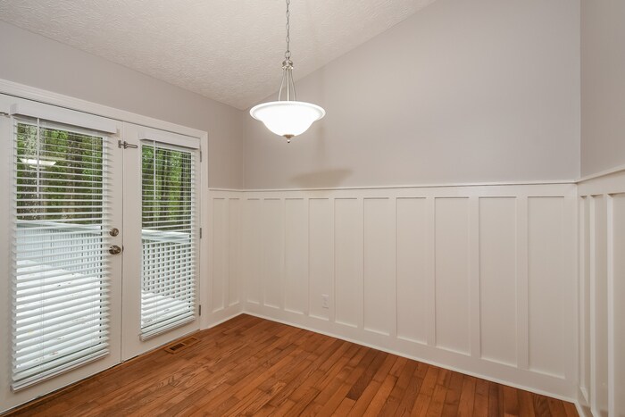 Building Photo - 2317 River Station Terrace