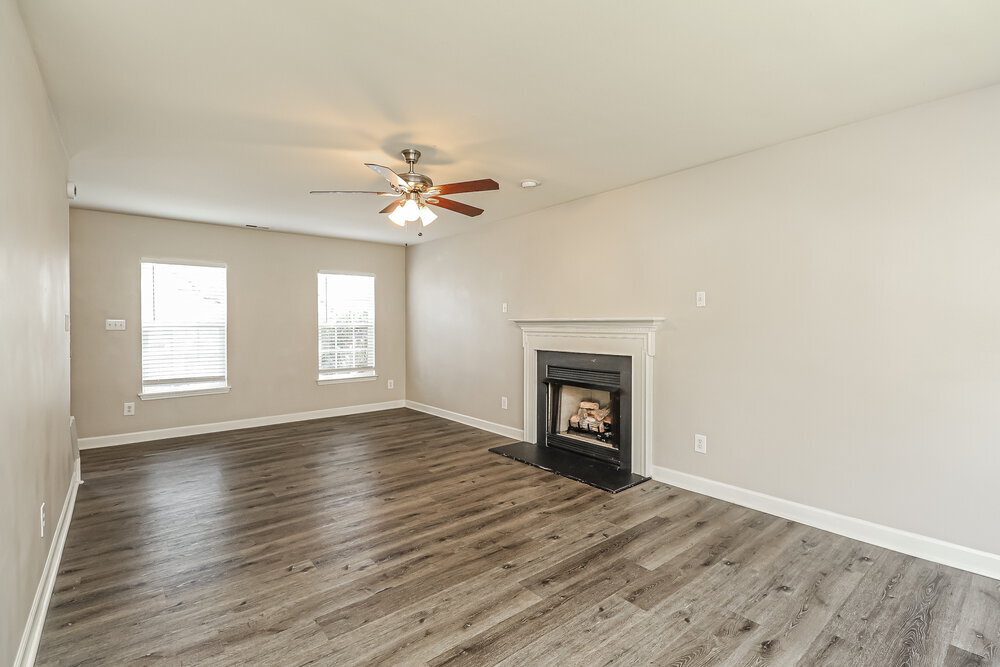 Building Photo - 248 Patrick Ave SW