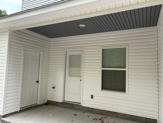 Building Photo - New Construction!