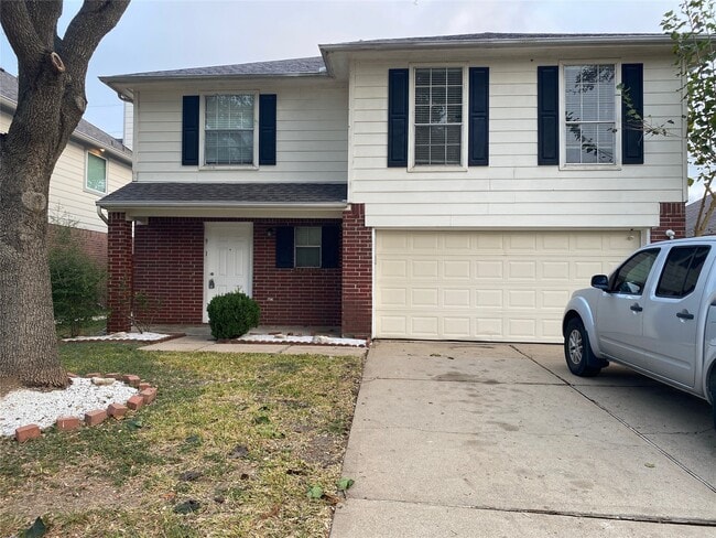 Primary Photo - 9311 Eaglewood Spring Dr