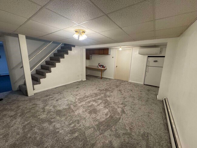 Building Photo - 1 Kerri Ln