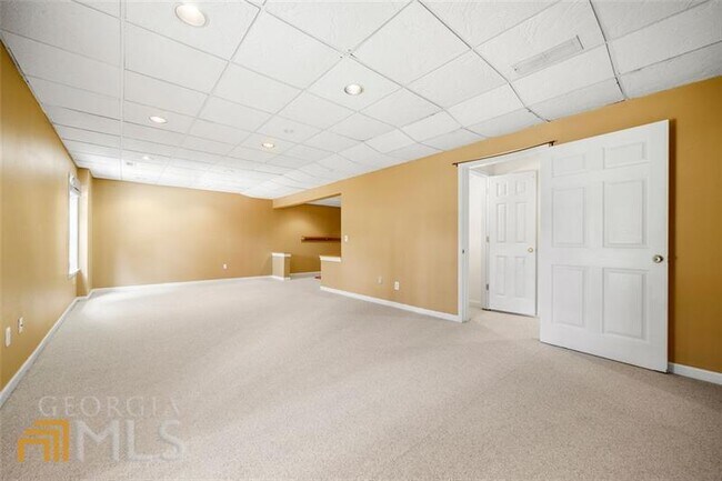 Building Photo - 3492 Chastain Glen Ln NE