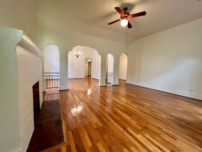 Building Photo - 7360 Pershing Ave