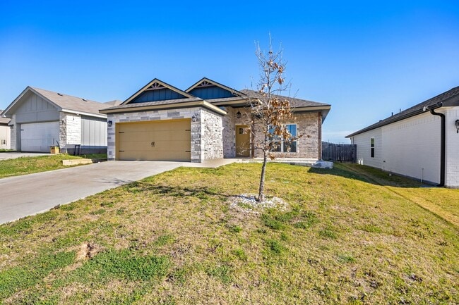 Building Photo - Modern 3 Bed / 2 Bath Home with Granite Kitchen & Full Fenced Yard in Temple