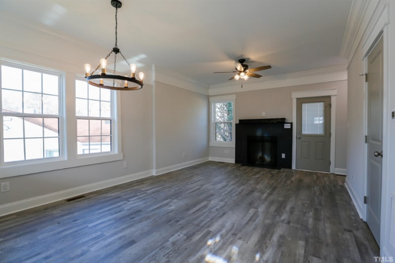 Building Photo - 413 Cecil St