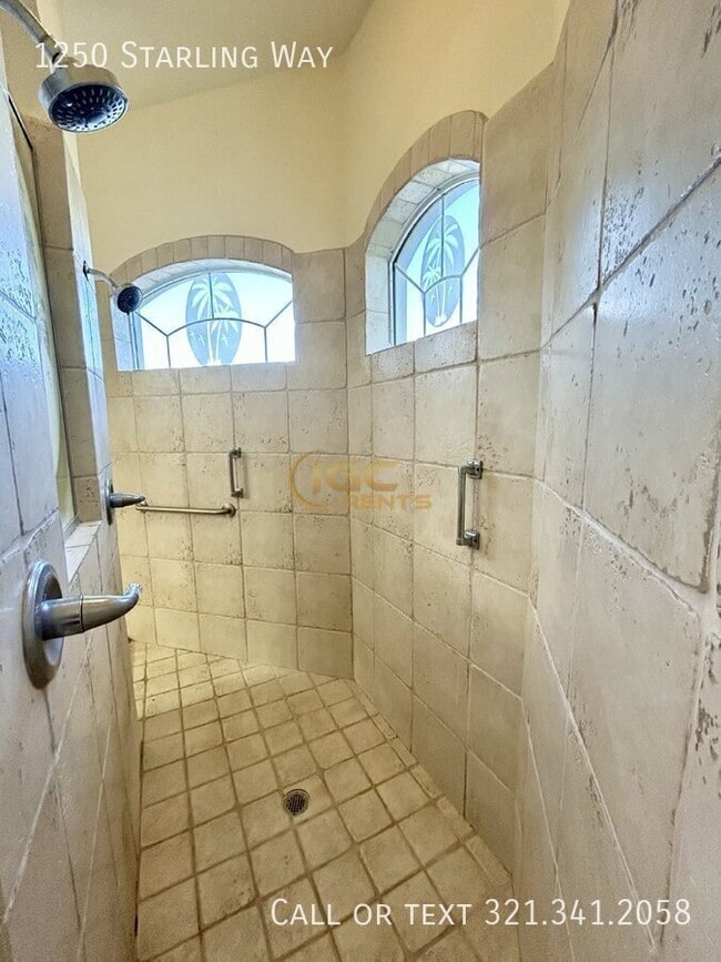 Building Photo - 1250 Starling Way