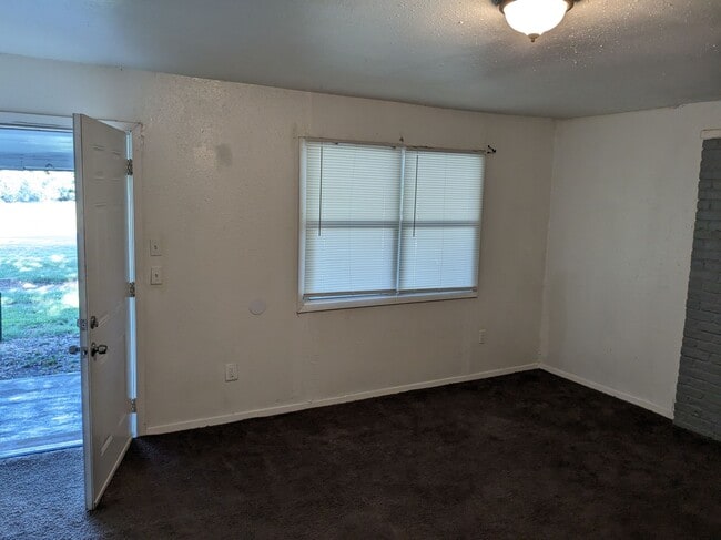 Building Photo - 6879 Co Rd 151