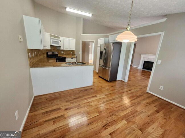 Building Photo - 1052 Ludwick Way