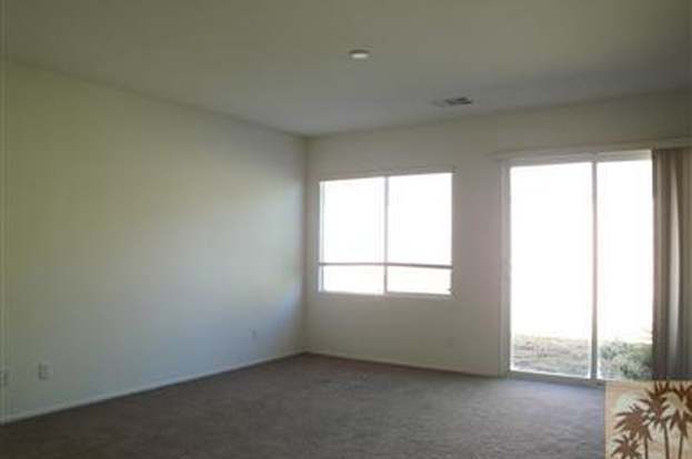 Building Photo - 41098 Dover Ct