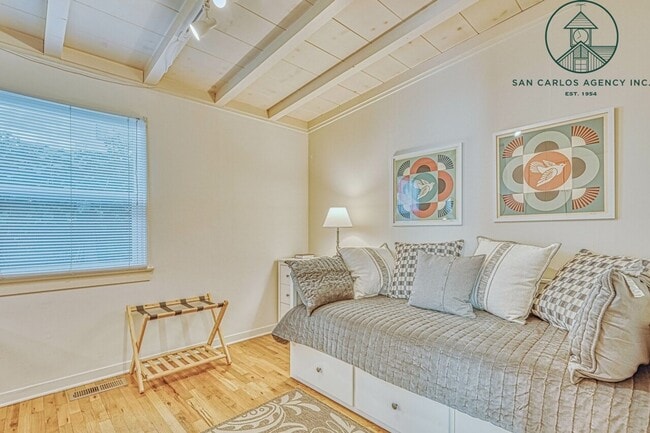 Building Photo - Charming Furnished Two Bedroom Cottage in Carmel-by-the-Sea